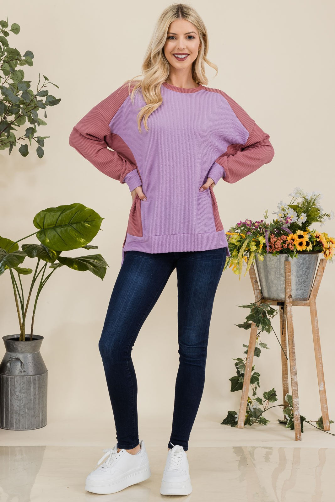 High-Low Contrast Round Neck Sweatshirt