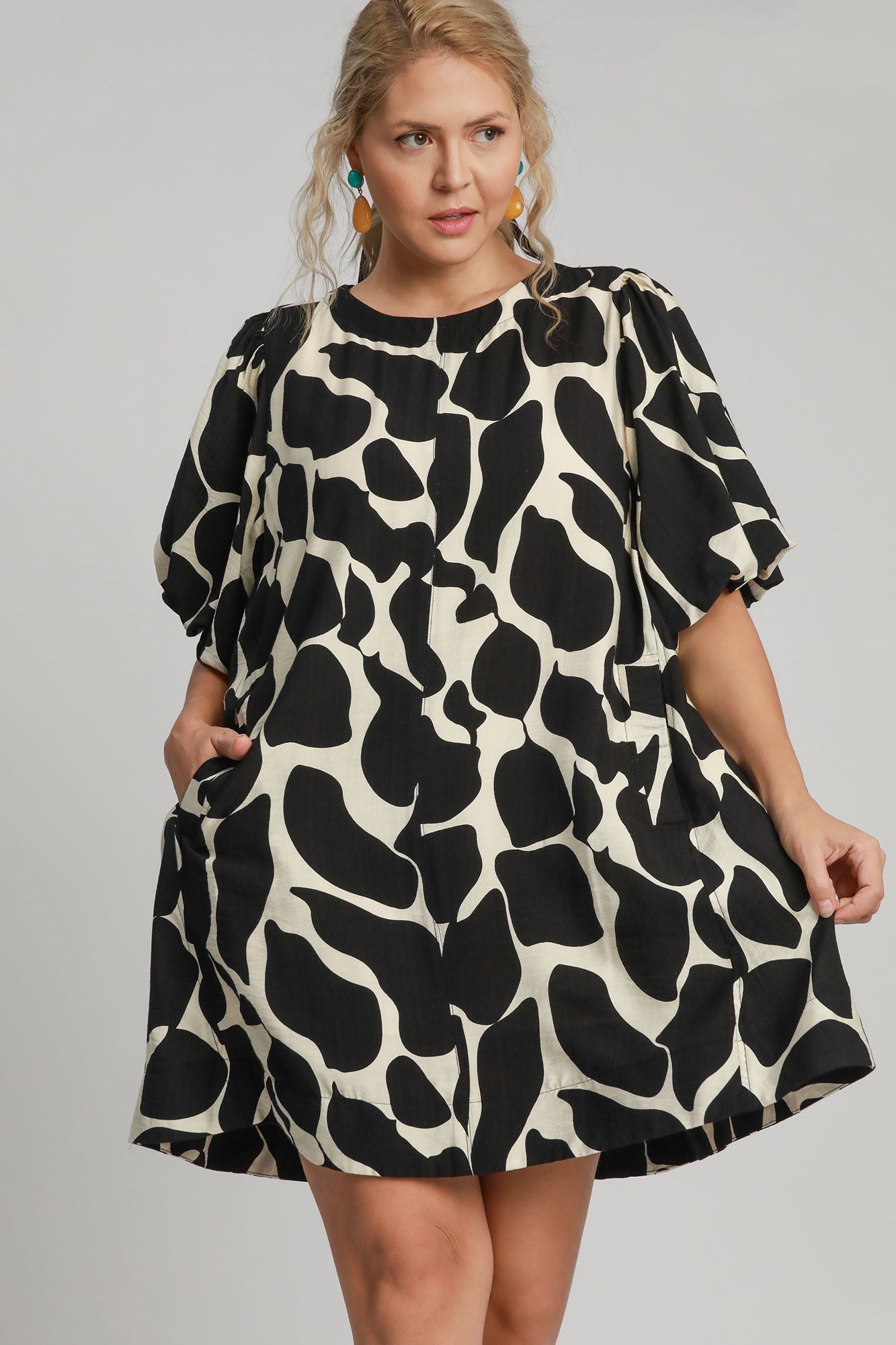 Umgee Two Tone Abstract Print Puff Sleeve Dress Plus Size