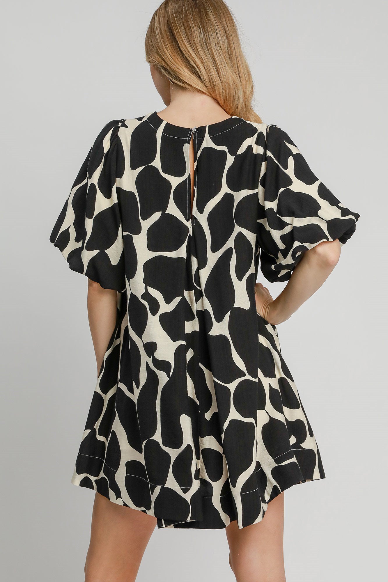 Umgee Two Tone Abstract Print Puff Sleeve Dress Plus Size