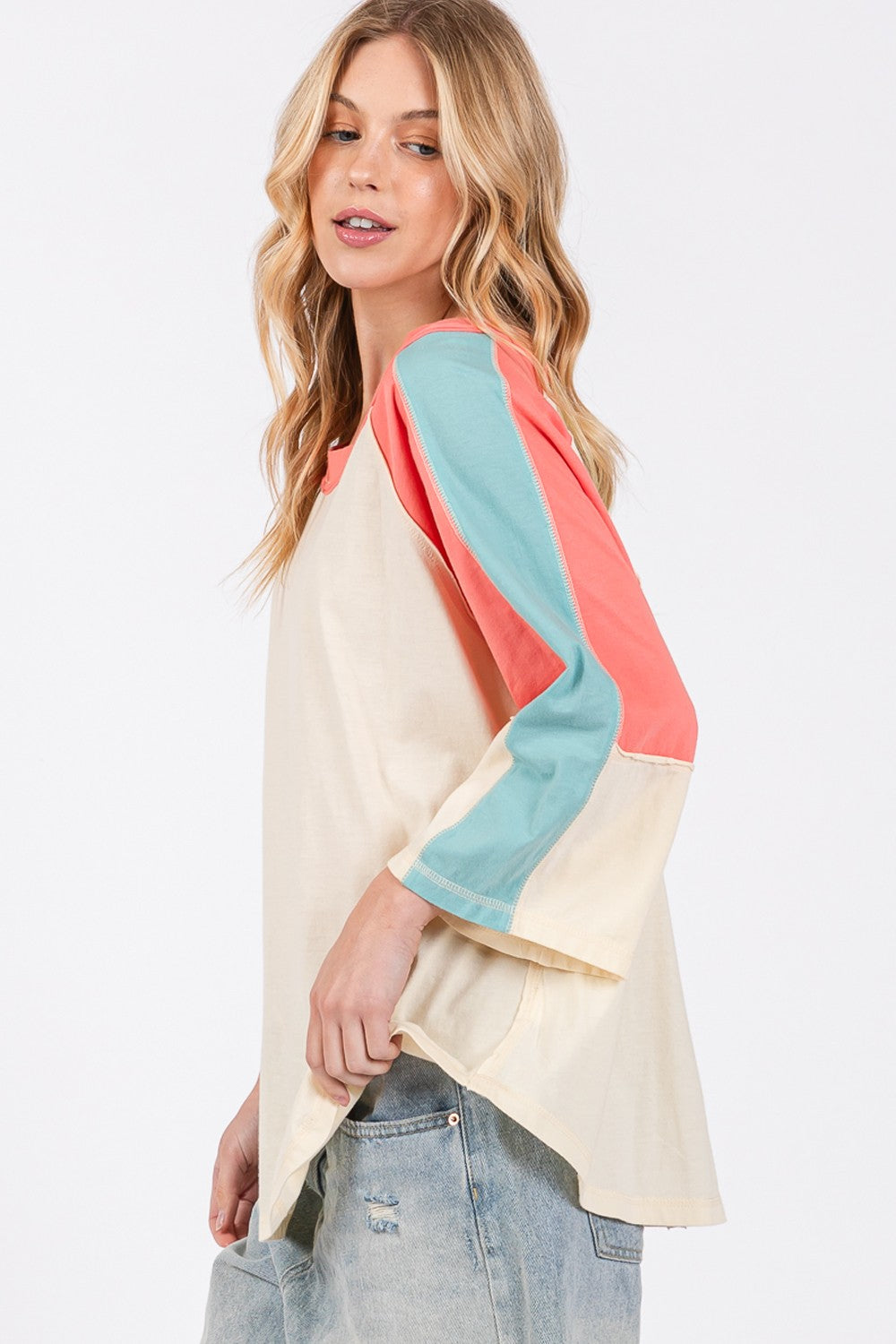 Color Block Curved Hem T-Shirt